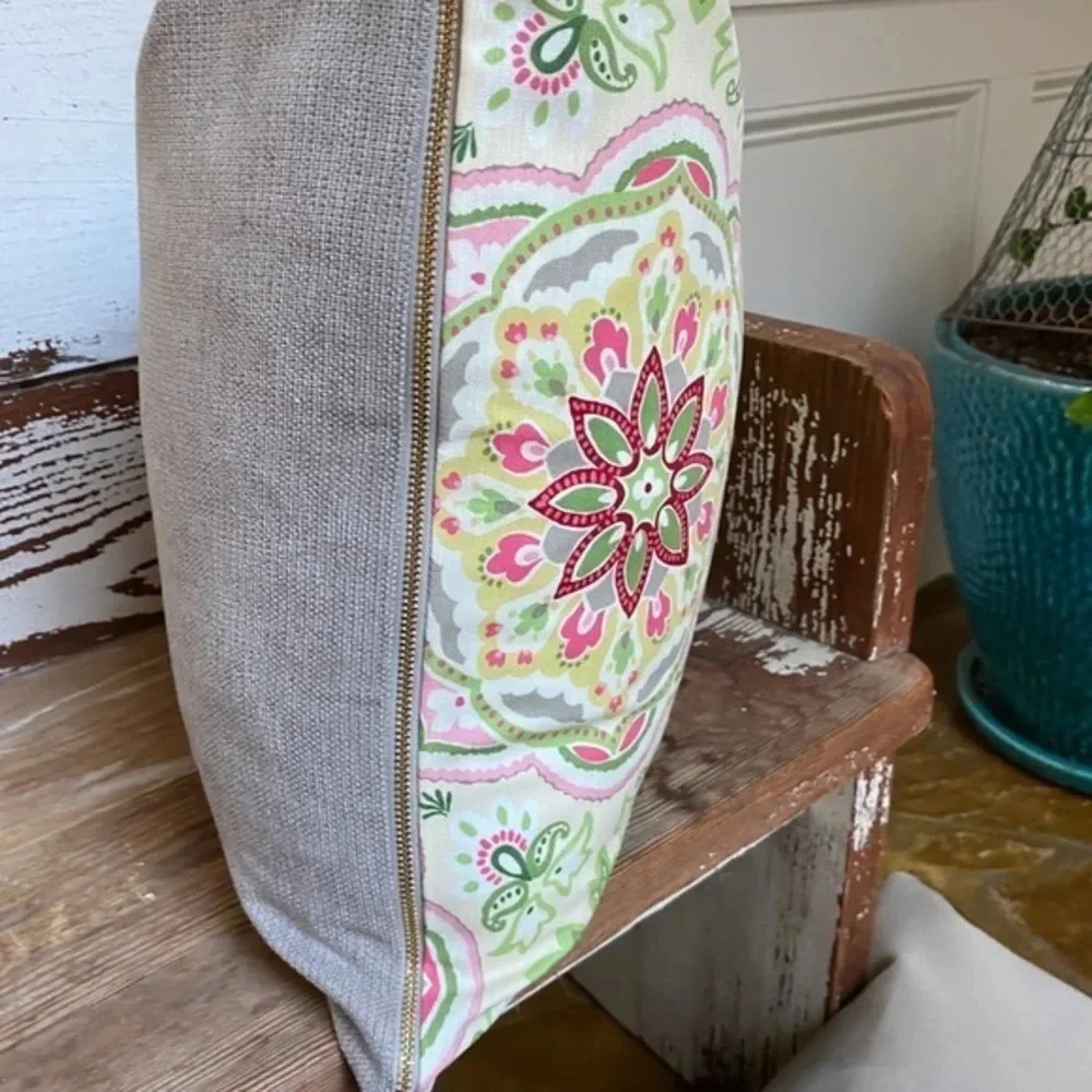 Pink and Green  accent pillow shams NWOT